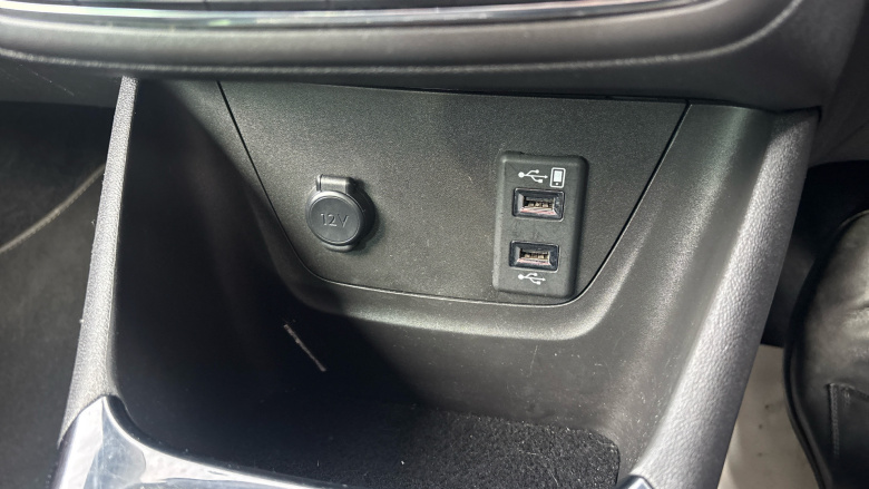 Vauxhall Crossland 1.2 Turbo SRi Nav 5dr Petrol Hatchback